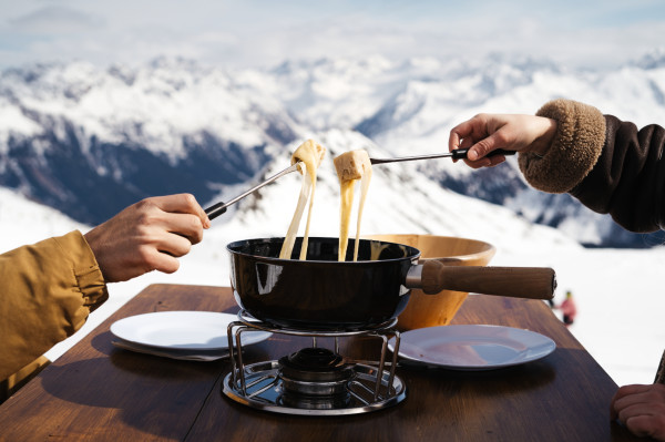 Fondue an der Aussenbar am Tag