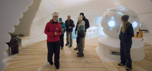 Visite de l'igloo 
